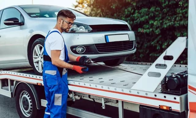 Professional breakdown recovery service